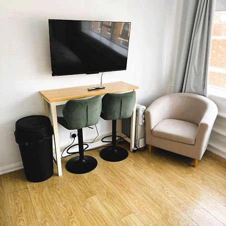 Modern Studio Flat. Central London. Zone 1. Luaran gambar